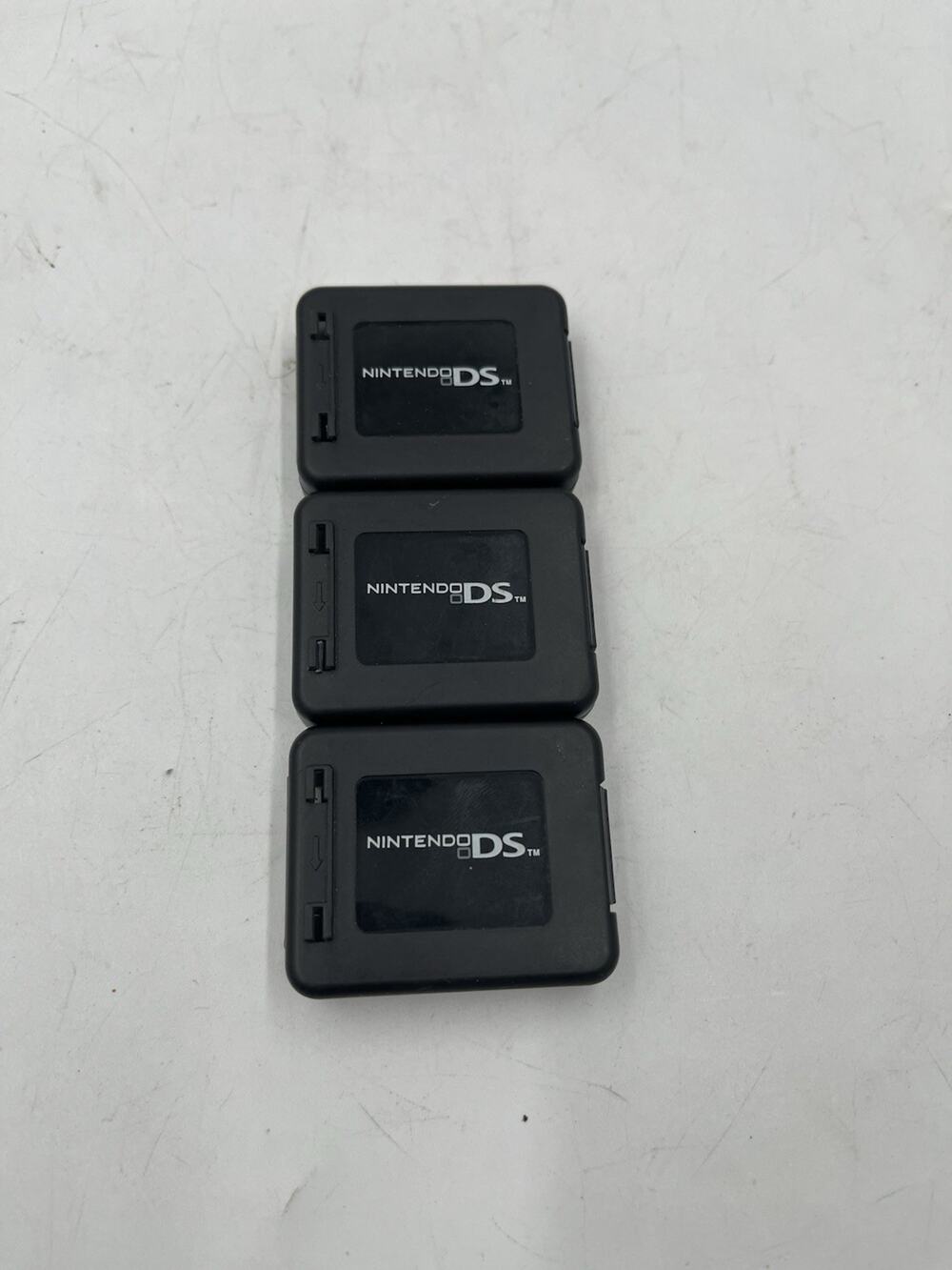 Lot of 3 Nintendo DS 4-in-1 Game Cartridge Cases Holder Holds 2 Games